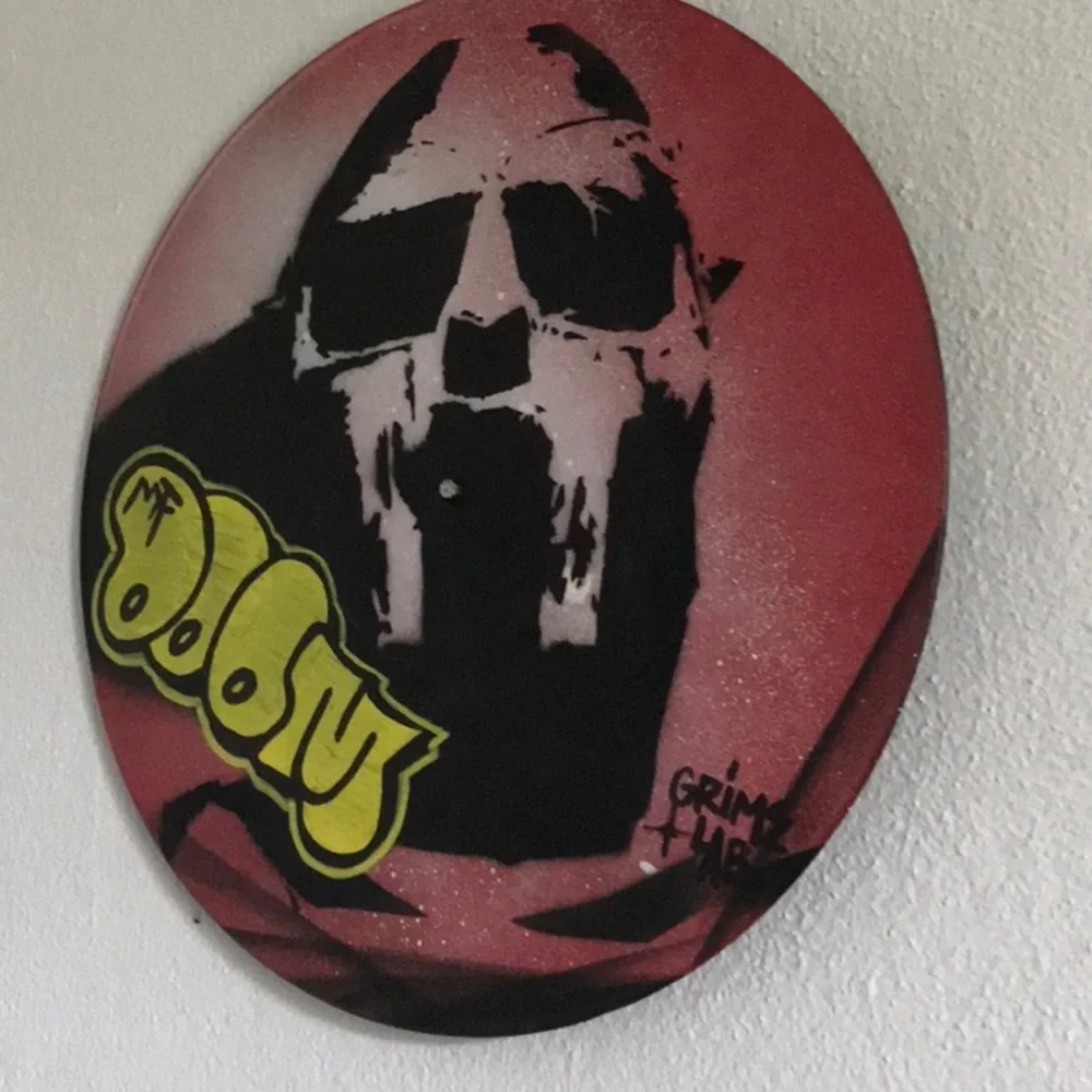 Graffiti Art Wall Decor - Red and Black MF Doom Hip Hop Rap Icon Grime Lab OG - Picture 3 of 3